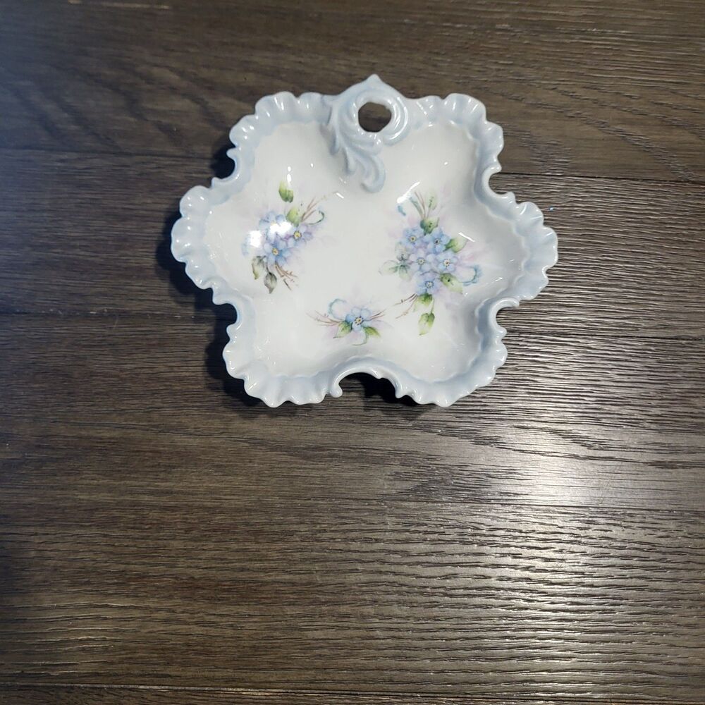 Vintage Ceramic Porcelain Hand Painted Purple Flowers Scalloped Edges Candy Dish